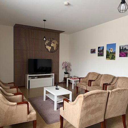 B&B Maria Hart Weert Esterno foto